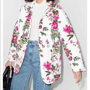 white shelter rose print quilted jacket